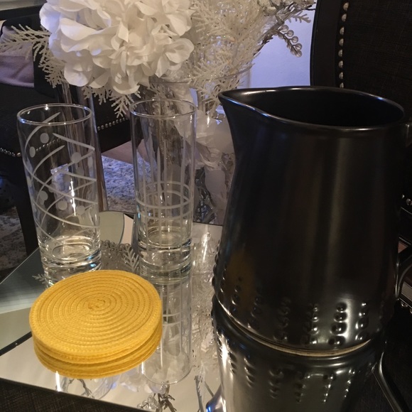 American Atlier Black Pearl pitcher - Picture 6 of 8